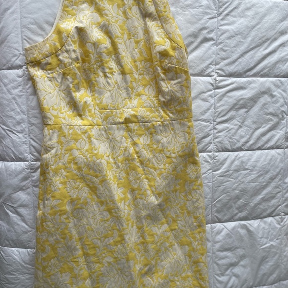 Ann Taylor yellow dress with back zip, size 8. - Picture 6 of 6